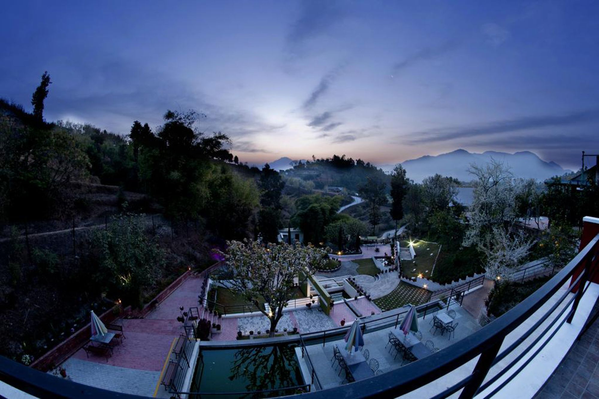 Chhaimale Resort Katmandou Extérieur photo